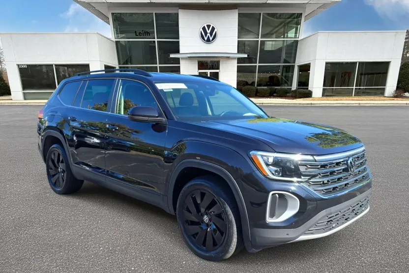 2024 Volkswagen Atlas SE Technology photo 1