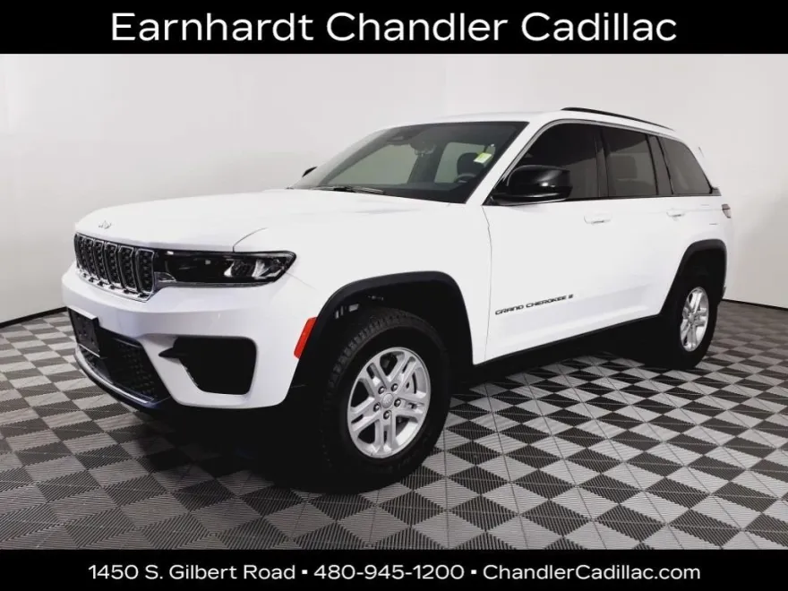 2025 Jeep Grand Cherokee Laredo photo 1