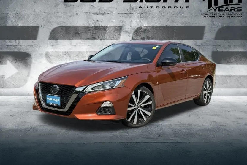 2020 Nissan Altima 2.5 SR photo 1