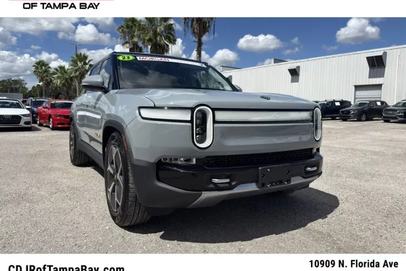 2023 Rivian R1S Adventure photo 1