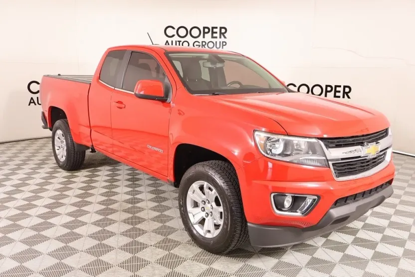 2019 Chevrolet Colorado LT photo 1