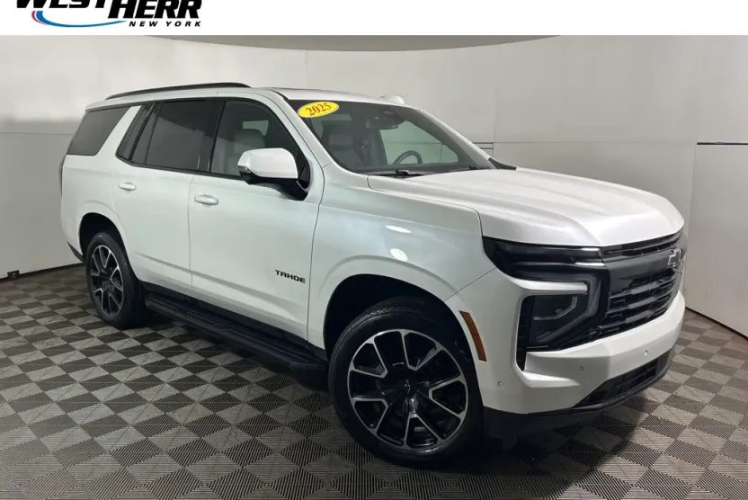 2025 Chevrolet Tahoe RST photo 1