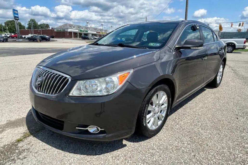 2013 Buick LaCrosse Leather photo 1
