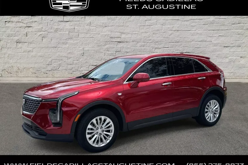 2024 Cadillac XT4 Luxury photo 1