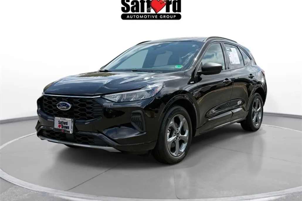 2023 Ford Escape ST-Line photo 1