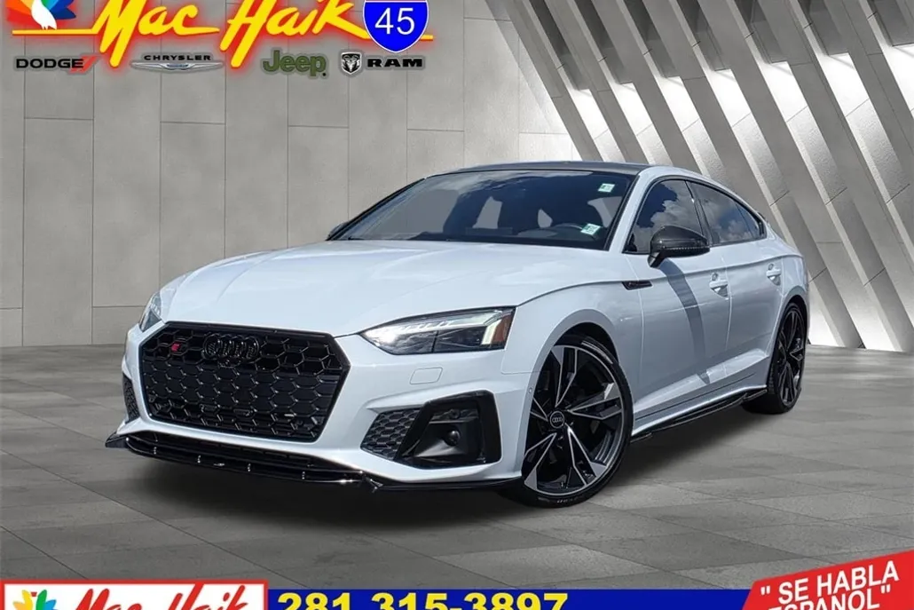 2022 Audi S5 Prestige photo 1