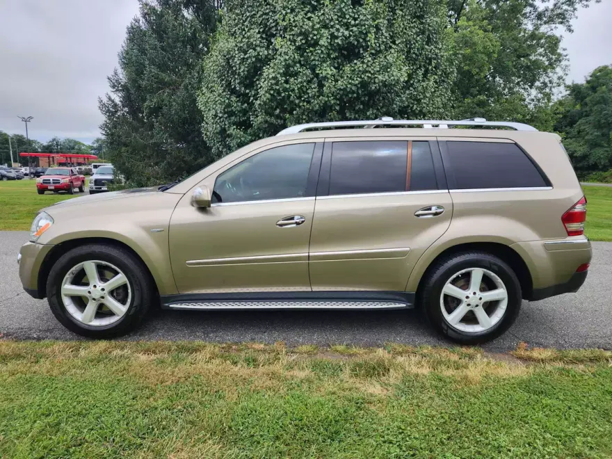 2009 Mercedes Benz GL BlueTEC photo 1