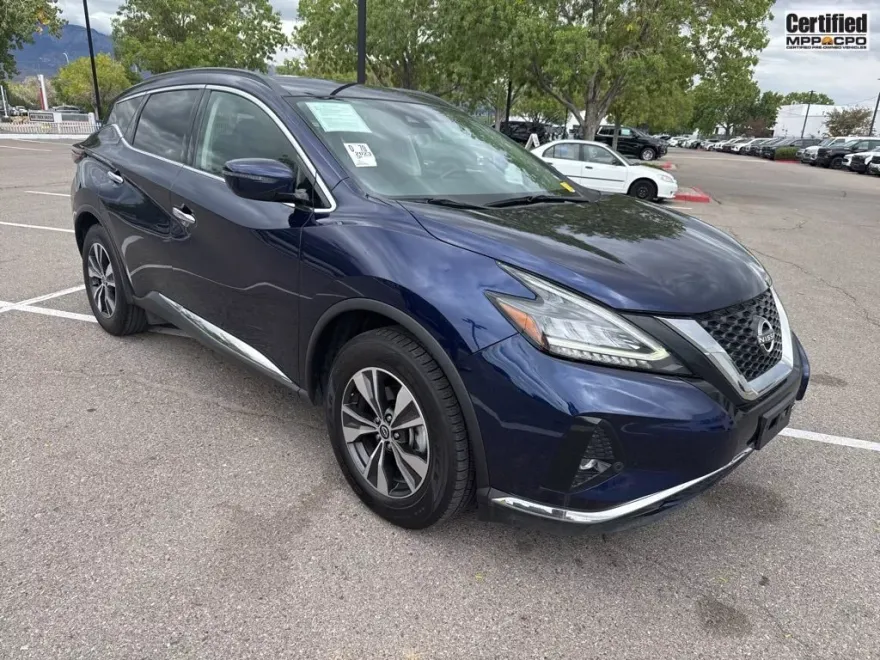 2023 Nissan Murano SV photo 1