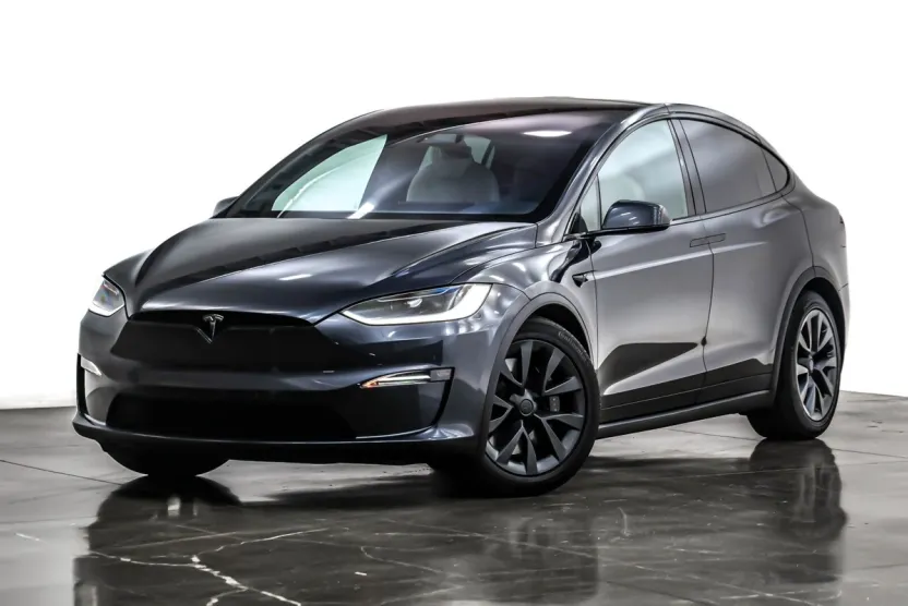 2023 Tesla Model X photo 1
