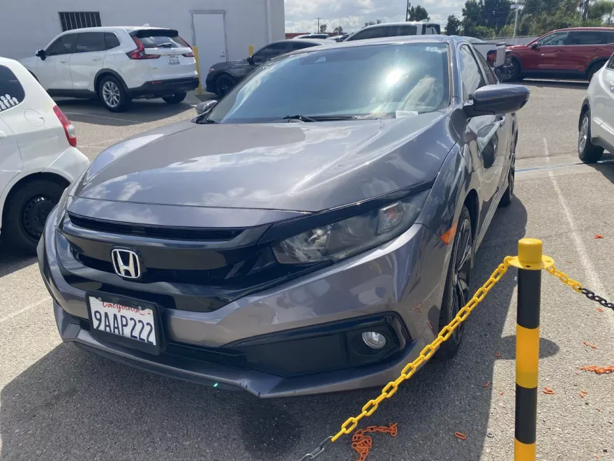 2021 Honda Civic Sport photo 1