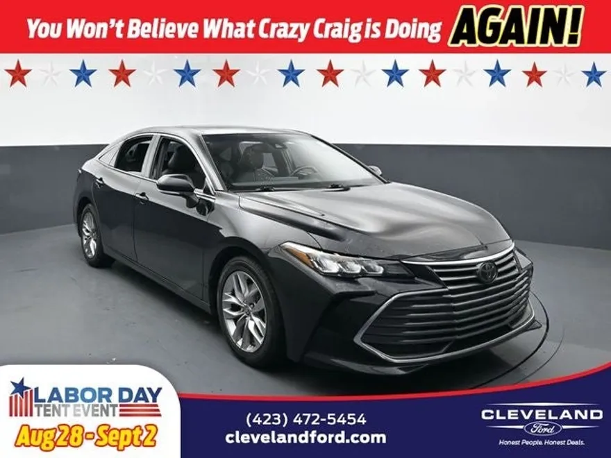 2021 Toyota Avalon XLE photo 1