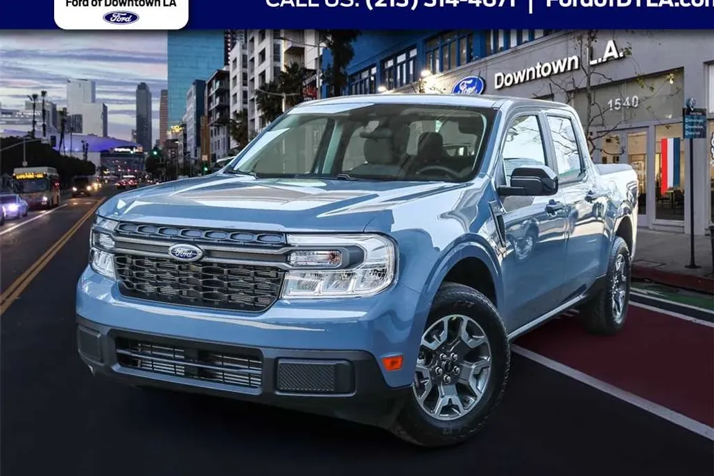 2024 Ford Maverick XLT photo 1