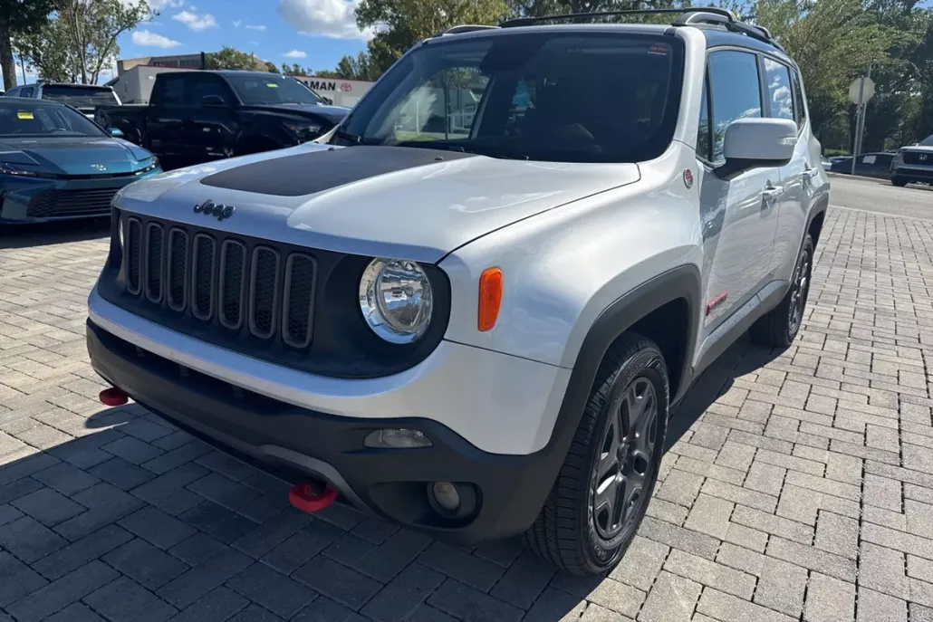 2018 Jeep Renegade Trailhawk photo 1