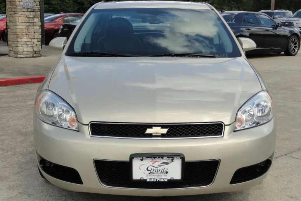 2012 Chevrolet Impala LTZ photo 1