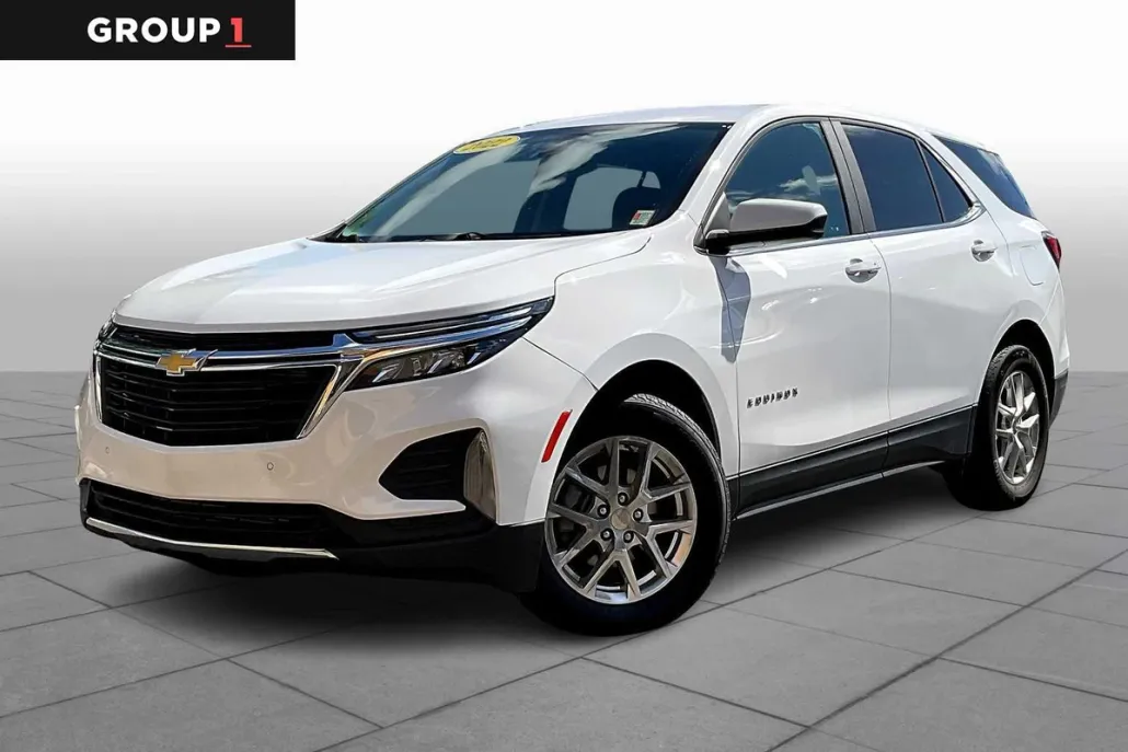 2022 Chevrolet Equinox LT photo 1