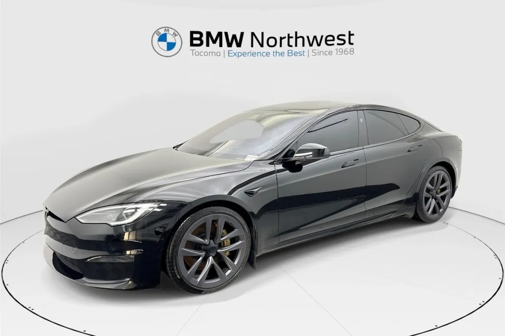2022 Tesla Model S photo 1