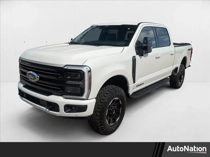 2025 Ford F-350 Platinum photo 1