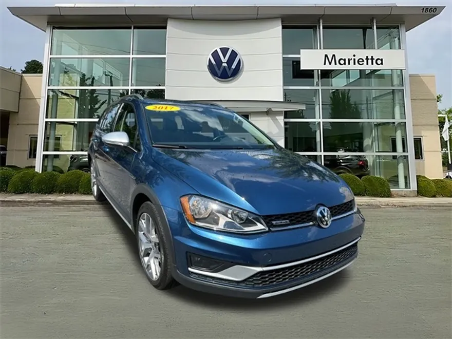 2017 Volkswagen Golf Alltrack TSI SEL photo 1