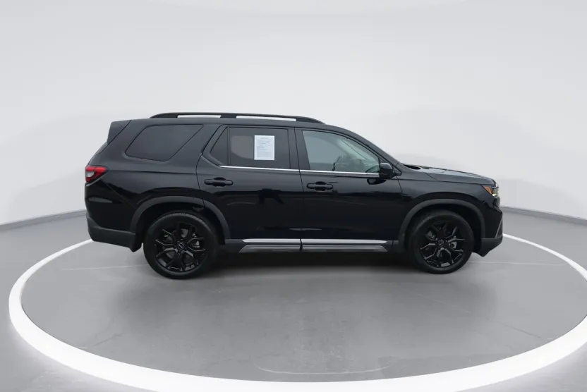 2025 Honda Pilot Elite photo 1
