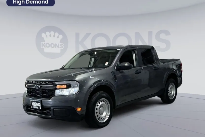 2022 Ford Maverick XL photo 1