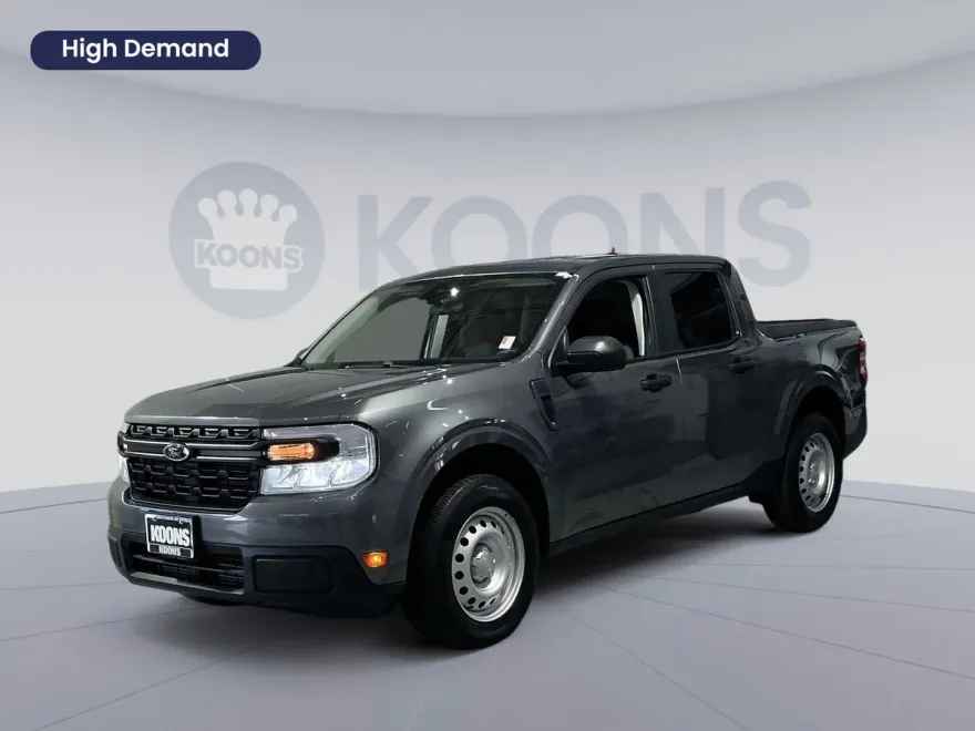 2022 Ford Maverick XL photo 1