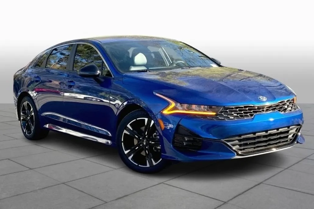 2021 Kia K5 GT-Line photo 1