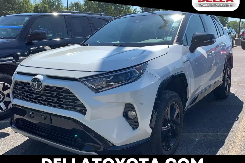 2021 Toyota RAV4 Hybrid XSE photo 1
