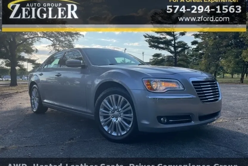 2014 Chrysler 300 Base photo 1