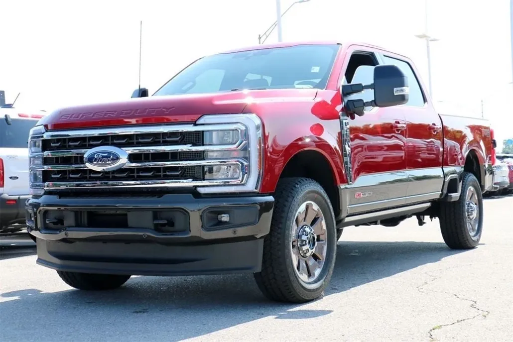 2025 Ford F-250 photo 1