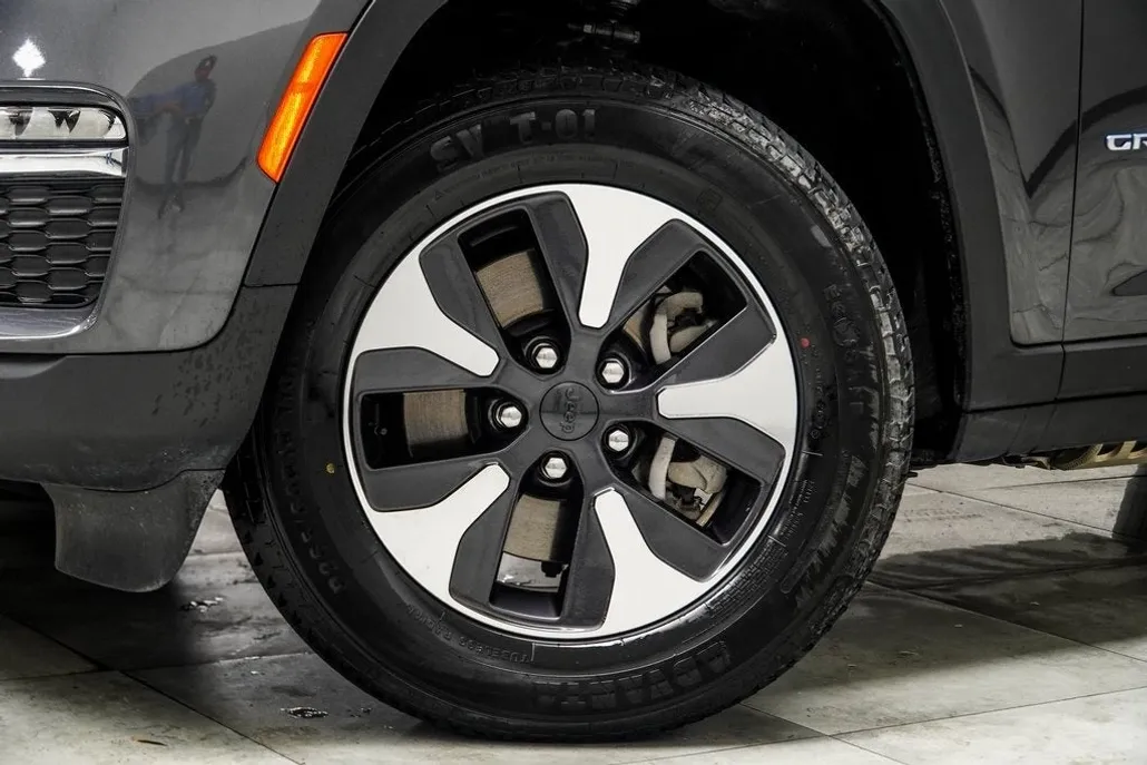 2024 Jeep Grand Cherokee Limited 4xe photo 1