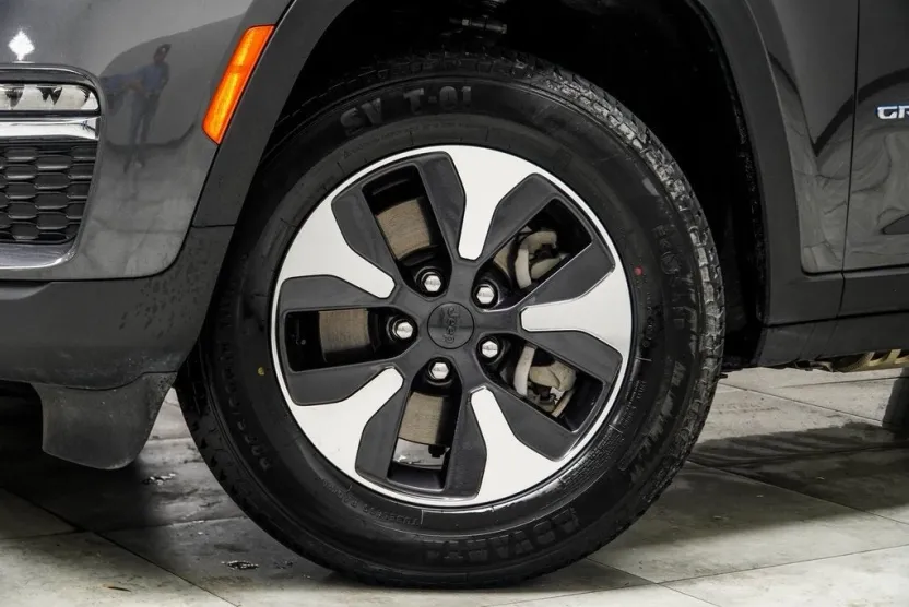 2024 Jeep Grand Cherokee Limited 4xe photo 1