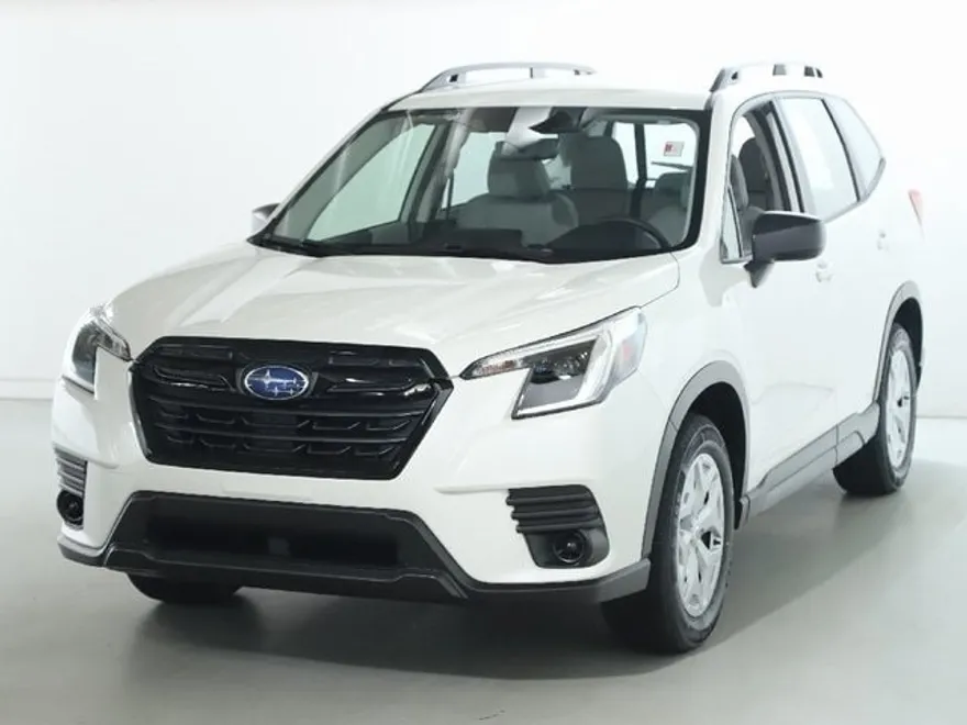 2023 Subaru Forester Base photo 1