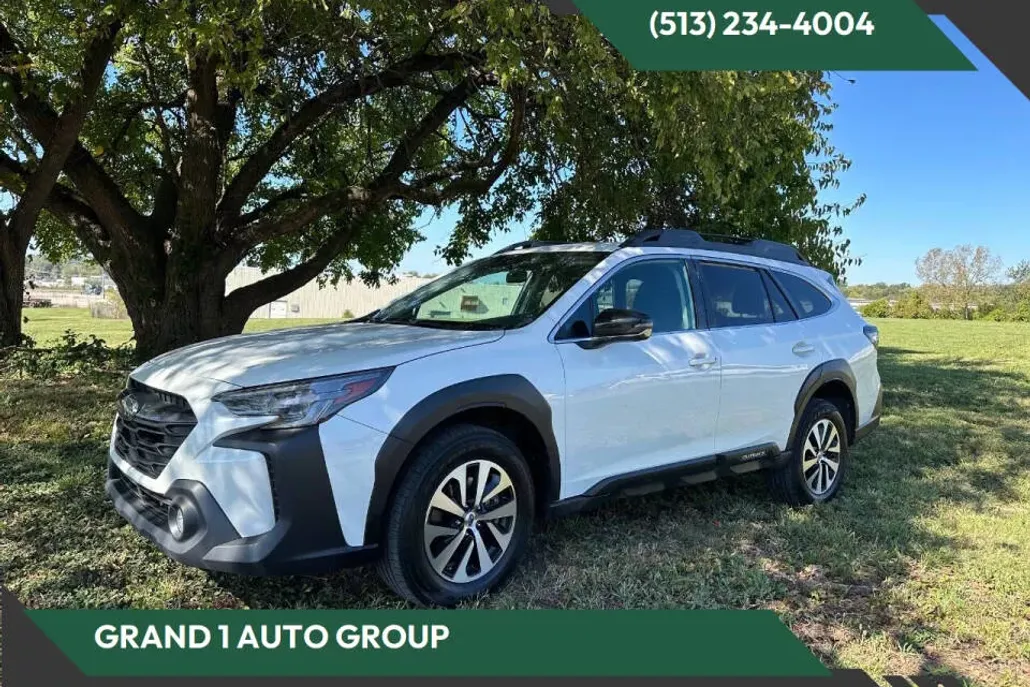 2024 Subaru Outback Premium photo 1
