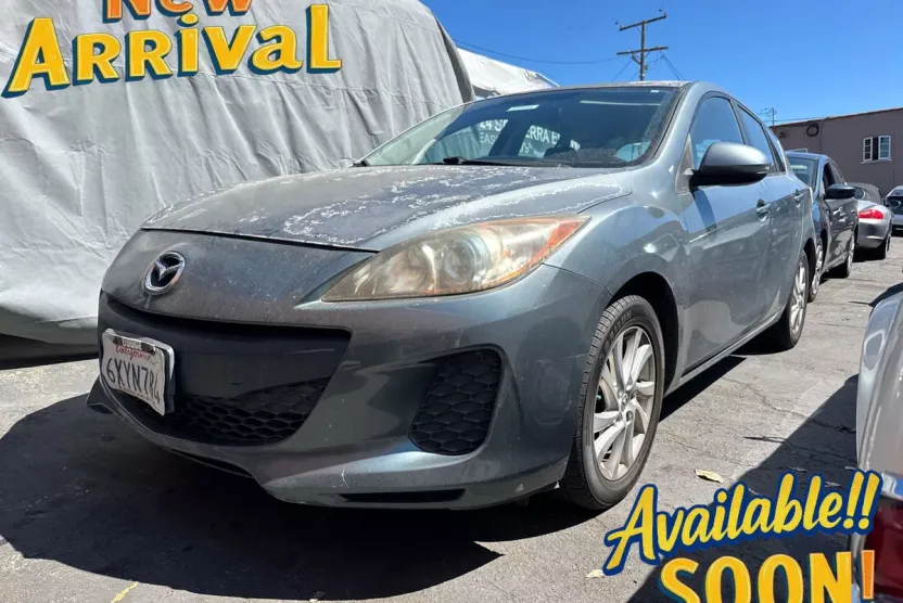 2012 Mazda Mazda3 Touring photo 1