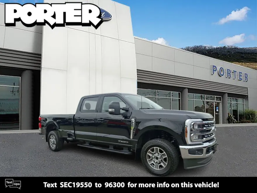 2025 Ford F-350 Lariat photo 1