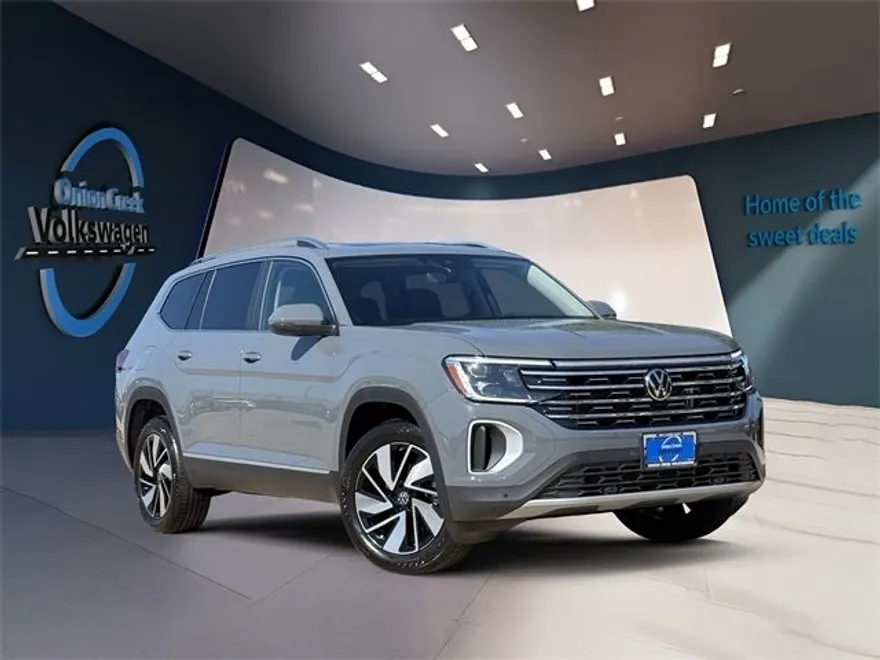2025 Volkswagen Atlas SEL photo 1