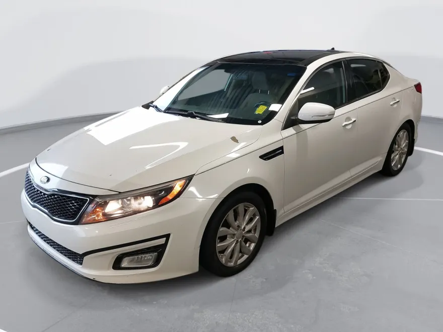 2015 Kia Optima EX photo 1
