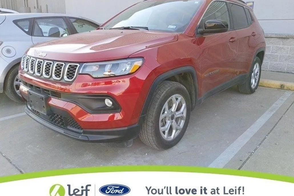 2025 Jeep Compass Latitude photo 1