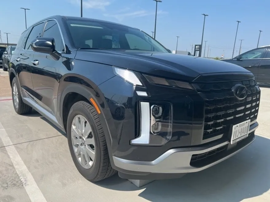 2024 Hyundai Palisade SE photo 1