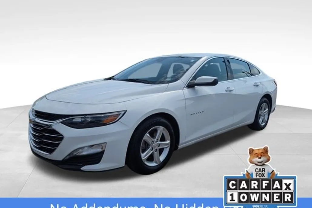2023 Chevrolet Malibu 1LT photo 1