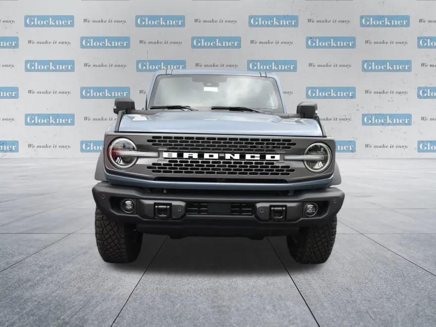 2025 Ford Bronco Badlands photo 1