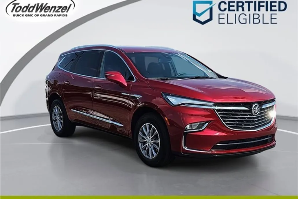 2024 Buick Enclave Essence photo 1