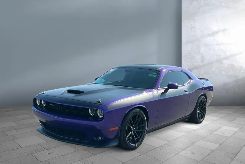 2023 Dodge Challenger R/T Scat Pack photo 1