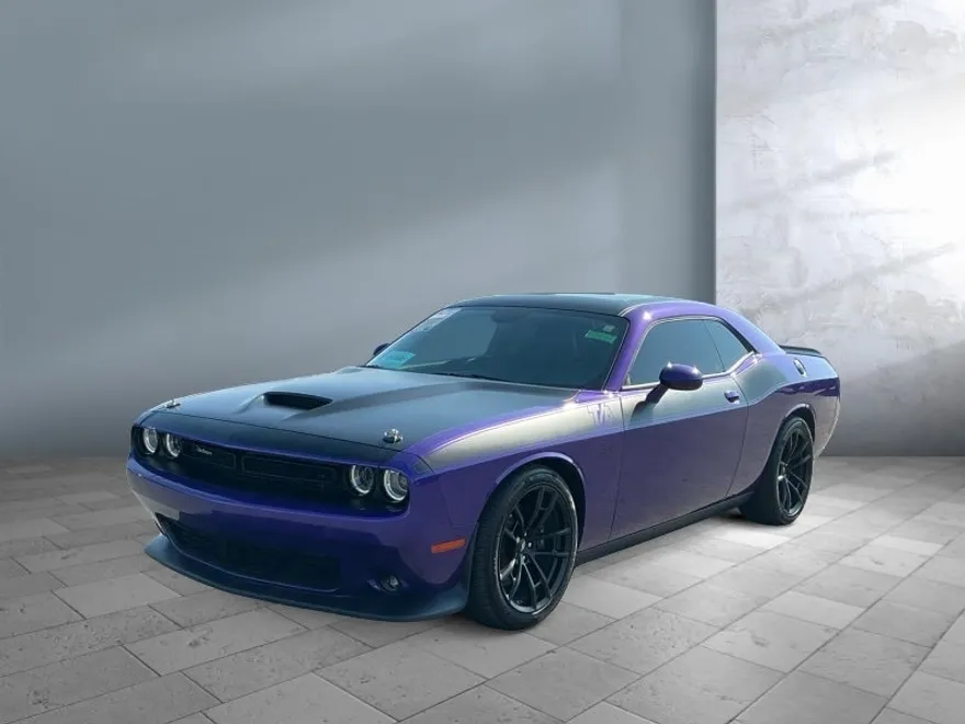 2023 Dodge Challenger R/T Scat Pack photo 1