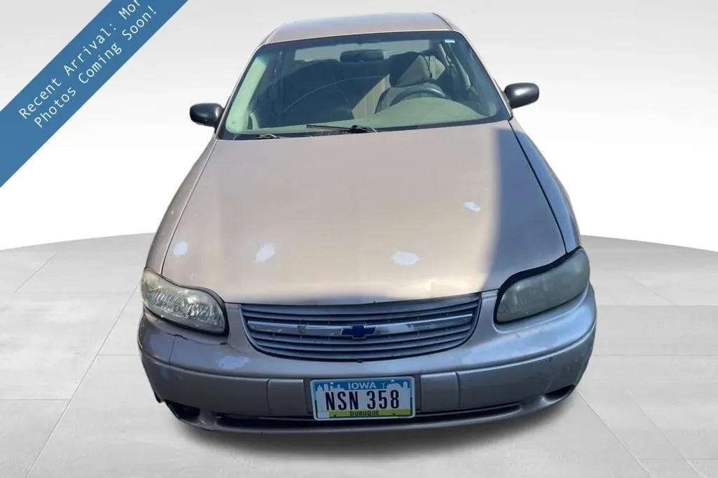 2003 Chevrolet Malibu Base photo 1