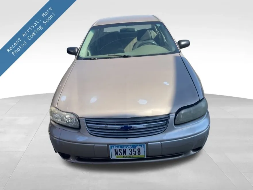 2003 Chevrolet Malibu Base photo 1