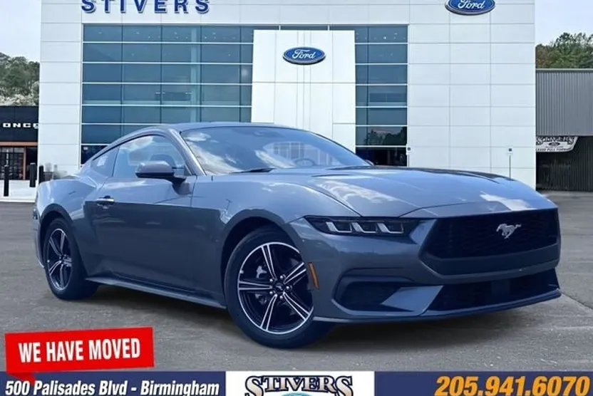 2025 Ford Mustang EcoBoost photo 1