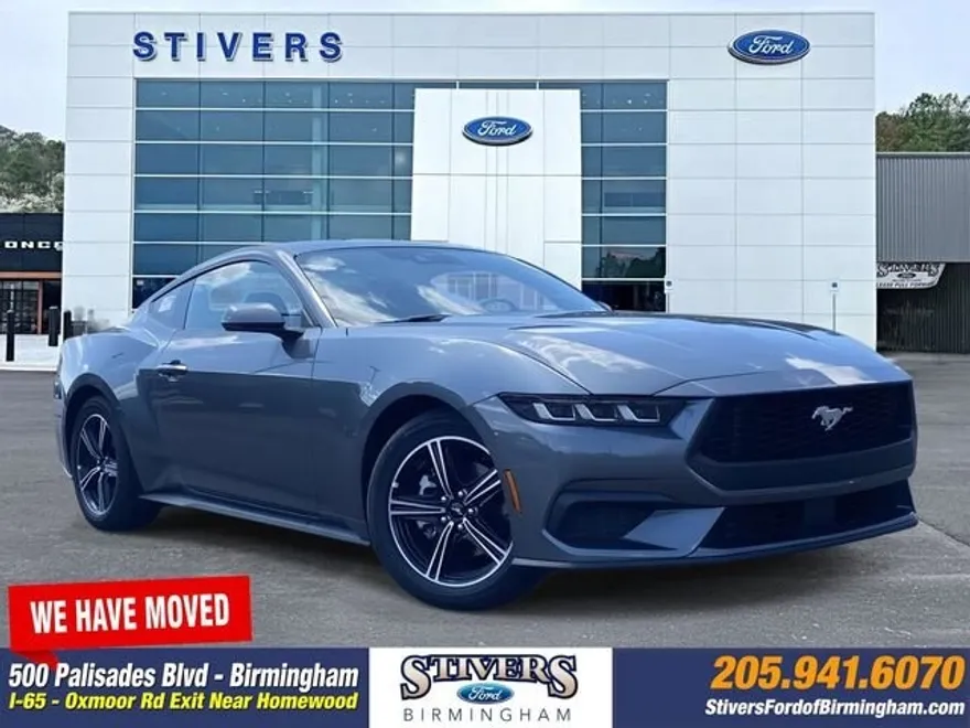 2025 Ford Mustang EcoBoost photo 1