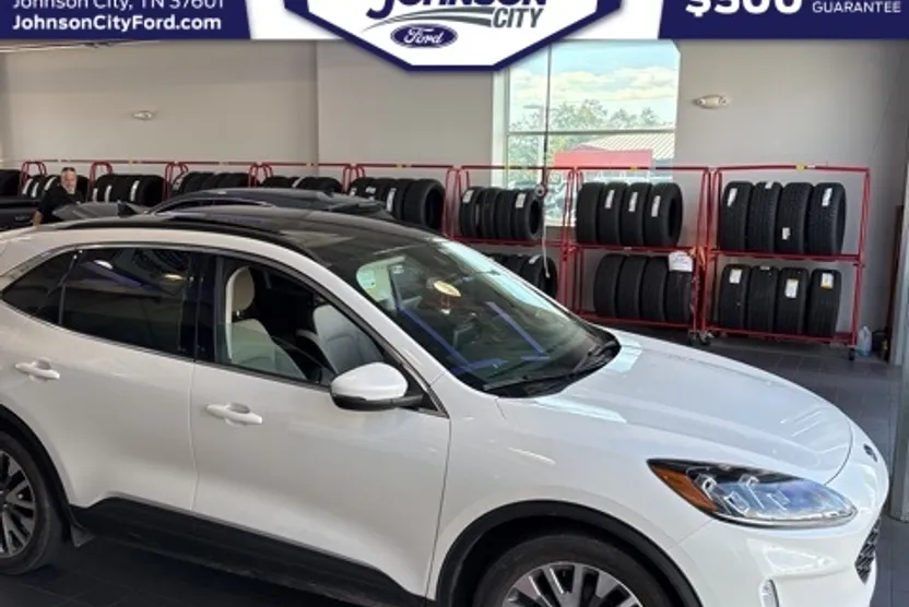 2020 Ford Escape Titanium Hybrid Premium photo 1