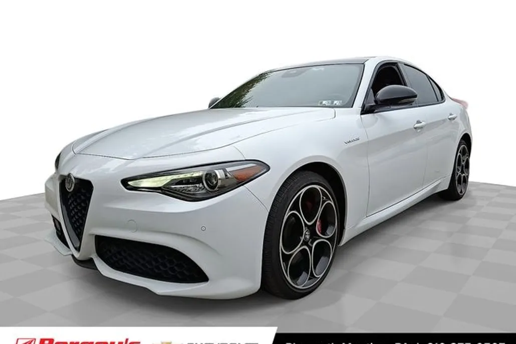 2022 Alfa Romeo Giulia Ti - VELOCE photo 1